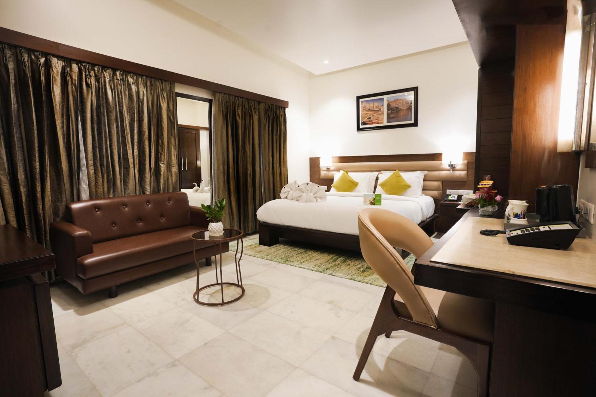 Leisure Inn Grand Chanakya Jaipur Exteriör bild